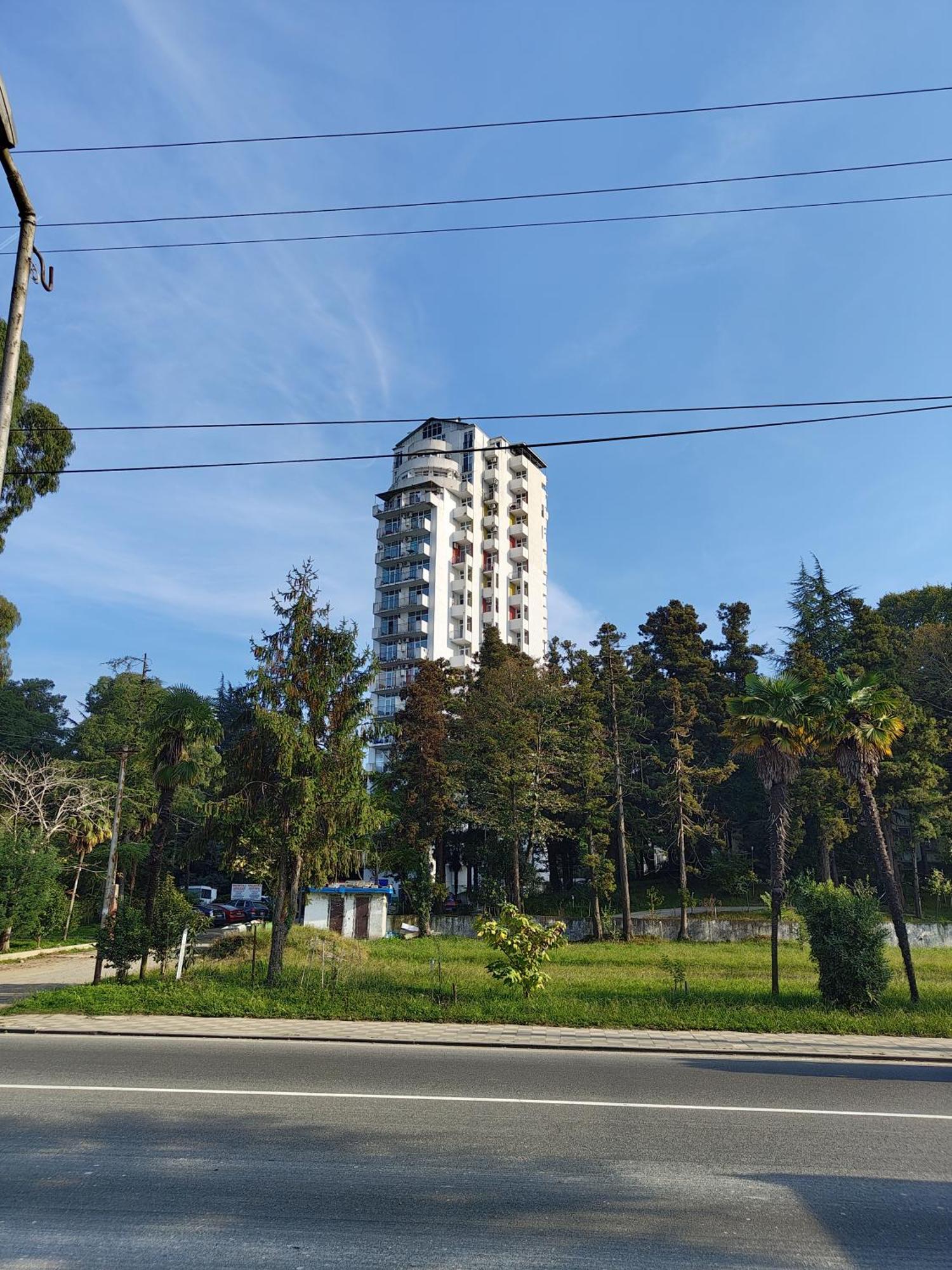 Queen Tamara Apartments Махинджаури Экстерьер фото