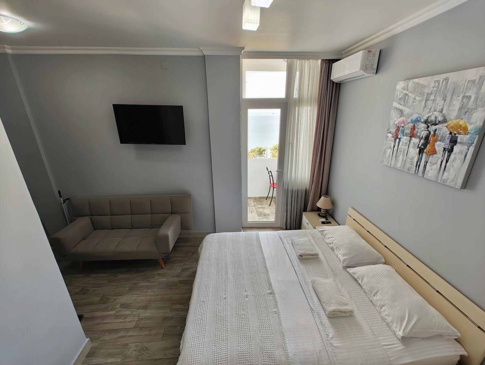 Queen Tamara Apartments Махинджаури Экстерьер фото